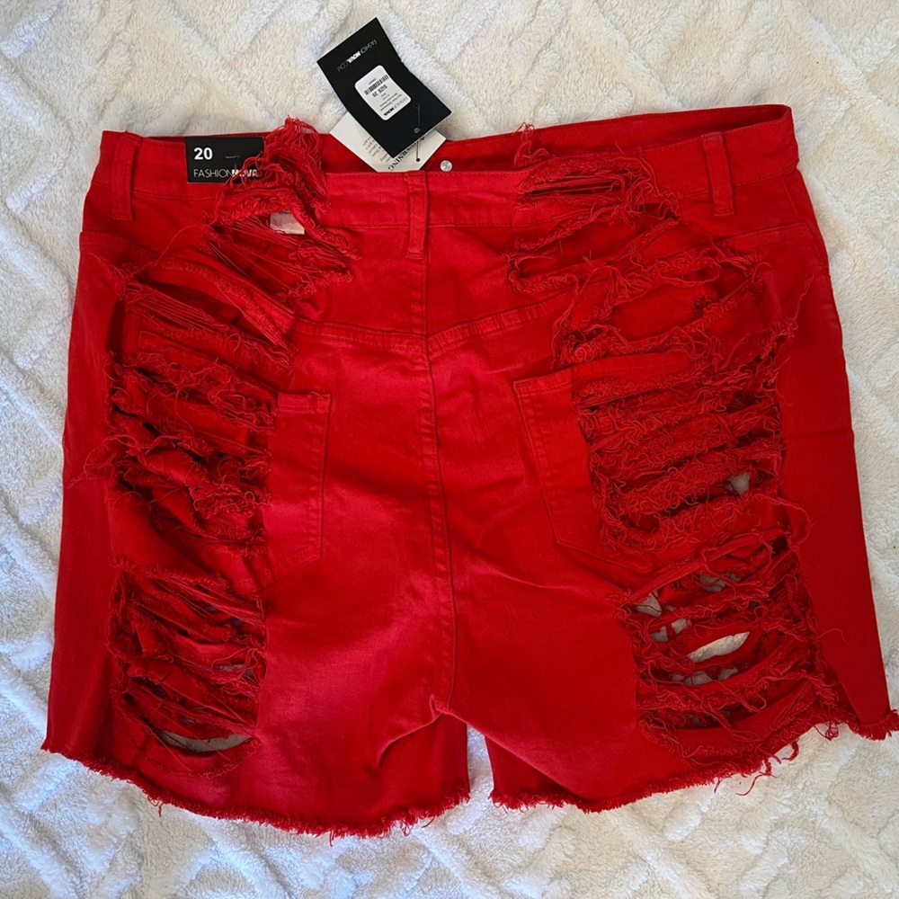 2X fashion, nova shredded shorts new with tag set - Picture 8 of 8